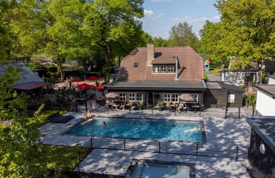 Camping De Vinkenkamp Lieren Exteriér fotografie