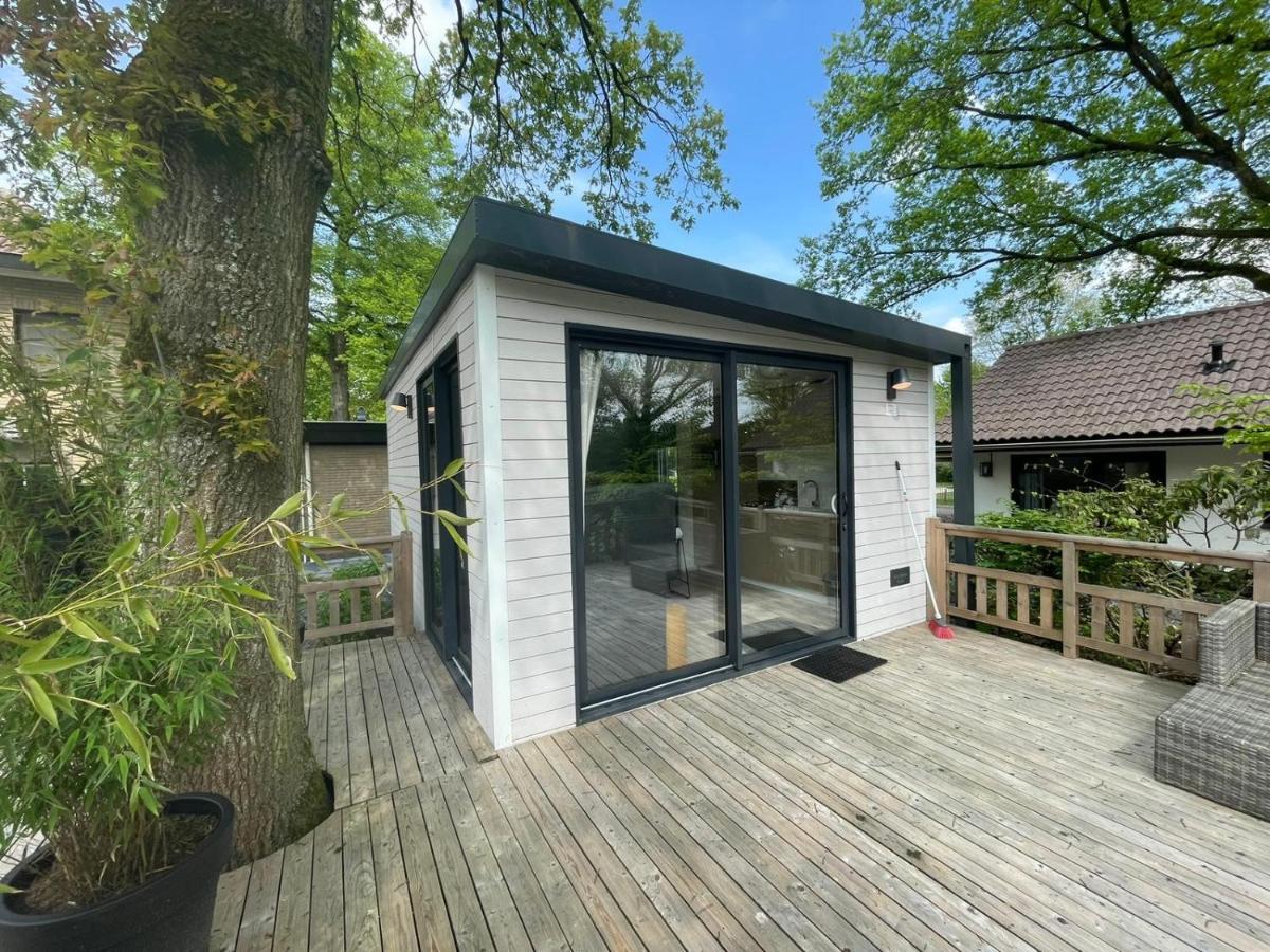 Camping De Vinkenkamp Lieren Exteriér fotografie